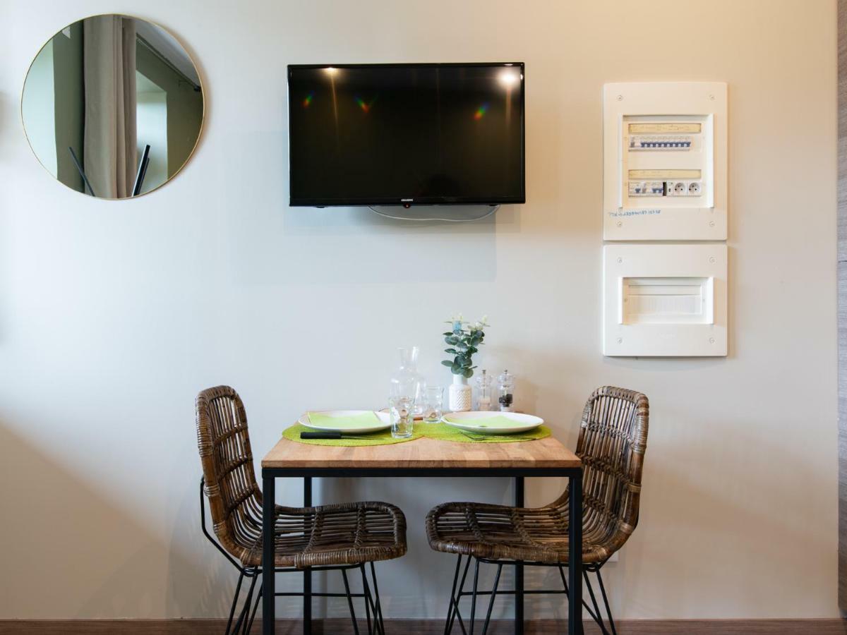 Legend- Parking Prive Gratuit- Terrasse Privee- Wifi - Convert - Alimentec Bourg-en-Bresse Exterior foto